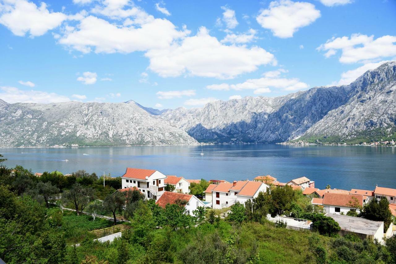 Apartments Krivokapic Prcanj With Bay View Kotor Exteriör bild